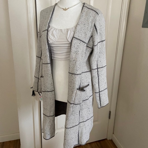 APT. 9 Grey Striped Long Cardigan - Picture 3 of 11